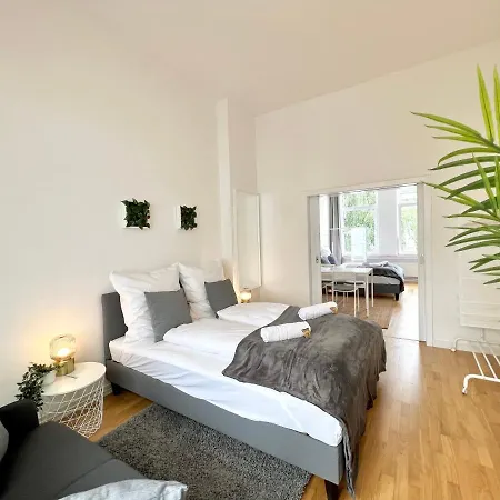 Jungle Retreat Im Zentrum Apartment BRE